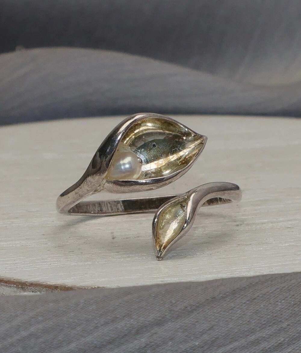 Vintage Calla Lily Flower Pearl Sterling Silver Ring 3.7G / Sz 10 N1528